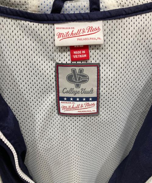 MITCHELL & NESS（ミッチェルアンドネス）MITCHELL & NESS (ミッチェルアンドネス) ノースカロライナ ターヒールズジャケット ブルー×ネイビー サイズ:XLの古着・服飾アイテム