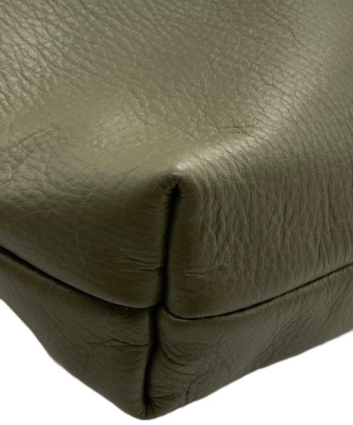 gemeil（ジェムイル）gemeil (ジェムイル) レザーワンハンドルバッグ カーキの古着・服飾アイテム