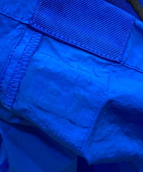 MONCLER（モンクレール）MONCLER (モンクレール) ラインスイムショーツハーフパンツ ブルー サイズ:50の古着・服飾アイテム