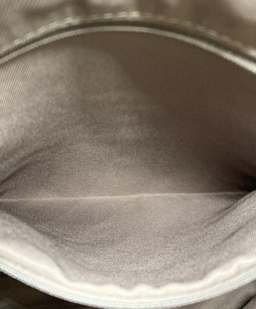 ear PAPILLONNER（イアパピヨネ）ear PAPILLONNER (イアパピヨネ) スクエアレザーリュック ブラックの古着・服飾アイテム