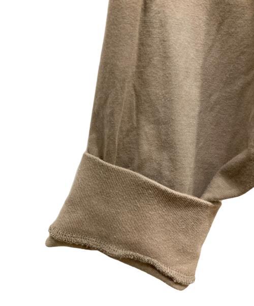 FOG ESSENTIALS（フィアオブゴッド エッセンシャル）FOG ESSENTIALS (フィアオブゴッド エッセンシャル) ロゴカットソー ベージュ サイズ:Mの古着・服飾アイテム