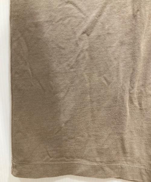 FOG ESSENTIALS（フィアオブゴッド エッセンシャル）FOG ESSENTIALS (フィアオブゴッド エッセンシャル) ロゴカットソー ベージュ サイズ:Mの古着・服飾アイテム