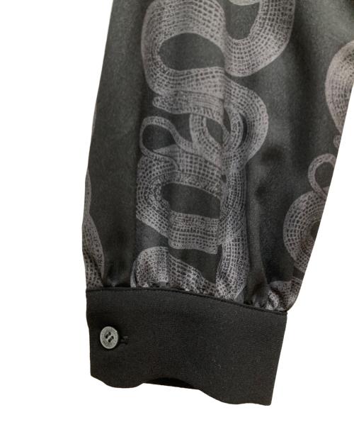 Hysteric Glamour（ヒステリックグラマー）Hysteric Glamour (ヒステリックグラマー) SNAKE LOOP柄 ギャザーワンピース ブラック サイズ:freeの古着・服飾アイテム