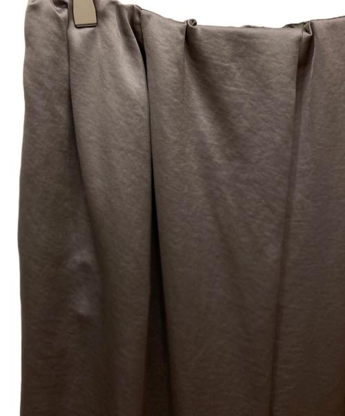 mizuiro-ind（ミズイロインド）mizuiro-ind (ミズイロインド) サテン フロントタック ロング スカート グレー サイズ:-の古着・服飾アイテム