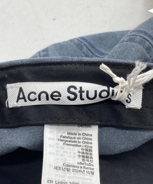 Acne studios（アクネ ストゥディオス）ACNE STUDIOS (アクネ ストゥディオス) Logo Cap ウォッシュ加工 6パネルベースボールキャップ グレー サイズ:OSの古着・服飾アイテム