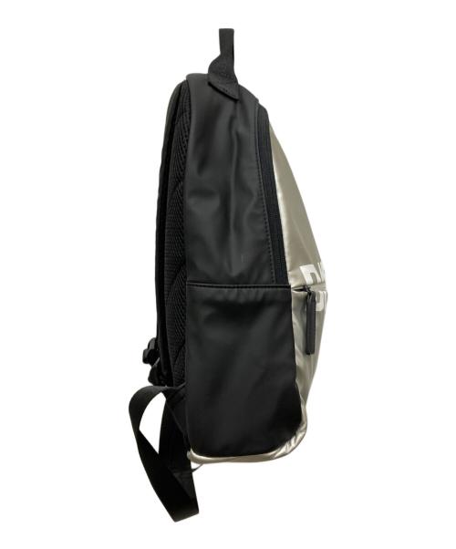 DIESEL（ディーゼル）DIESEL (ディーゼル) リュック ブラック×シルバーの古着・服飾アイテム