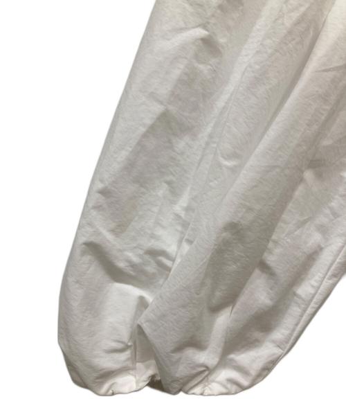 FRAY ID（フレイ アイディー）FRAY ID (フレイ アイディー) 25SS オフショルパフスリーブブラウス ホワイト サイズ:FREE 未使用品の古着・服飾アイテム