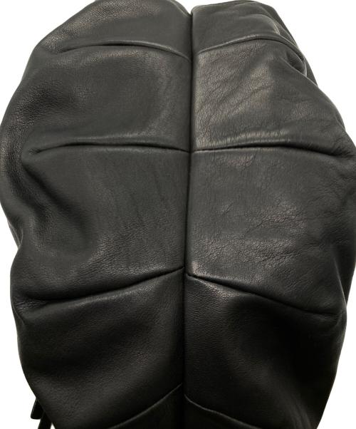 kawa-kawa（カワカワ）kawa-kawa (カワカワ) ビーズレザーハンドバッグ ブラックの古着・服飾アイテム