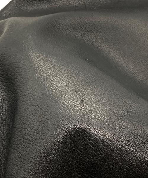 kawa-kawa（カワカワ）kawa-kawa (カワカワ) ビーズレザーハンドバッグ ブラックの古着・服飾アイテム