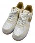 NIKE（ナイキ）の古着「スニーカー」｜ホワイト×ゴールド