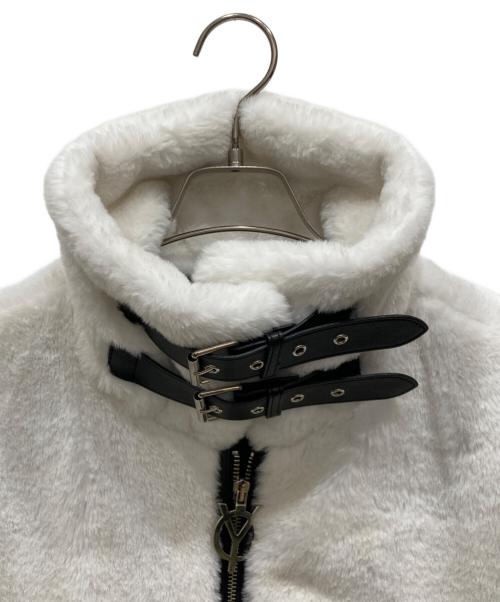 OY（オーワイ）OY (オーワイ) LOGO FUR HOODIE JACKET ホワイト サイズ:FREEの古着・服飾アイテム