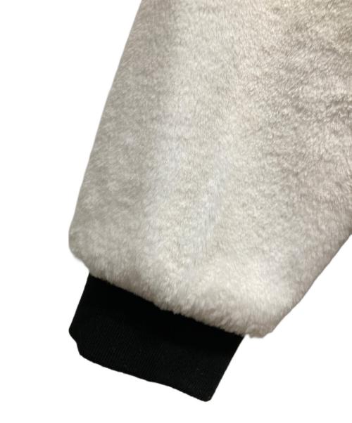OY（オーワイ）OY (オーワイ) LOGO FUR HOODIE JACKET ホワイト サイズ:FREEの古着・服飾アイテム