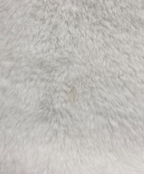 OY（オーワイ）OY (オーワイ) LOGO FUR HOODIE JACKET ホワイト サイズ:FREEの古着・服飾アイテム