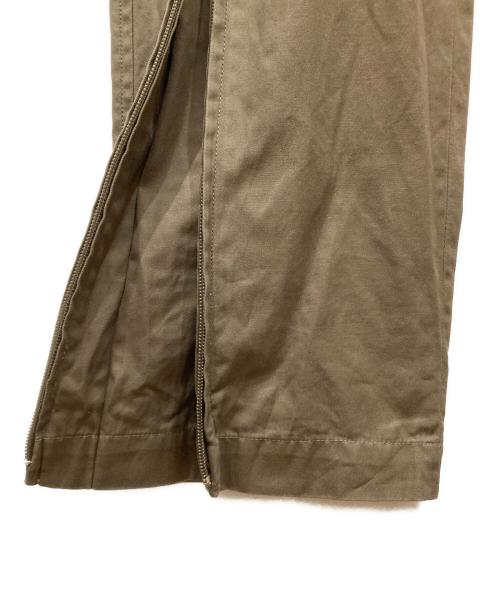 ISSEY MIYAKE WHITE LABEL（イッセイミヤケホワイトレーベル）ISSEY MIYAKE WHITE LABEL (イッセイミヤケホワイトレーベル) センタージップギミックパンツ ブラウン サイズ:SIZE 1の古着・服飾アイテム