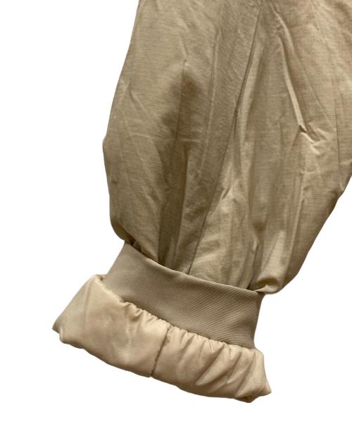 ARC'TERYX（アークテリクス）ARC'TERYX (アークテリクス) ATOM JACKET ベージュ サイズ:Mの古着・服飾アイテム