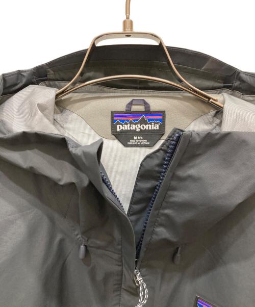 Patagonia（パタゴニア）Patagonia (パタゴニア) Torrentshell 3L Rain Jacket グレー サイズ:Ⅿの古着・服飾アイテム