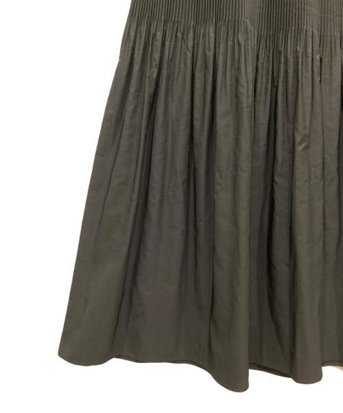 KALLMEYER（カルメイヤー）KALLMEYER (カルメイヤー) ロングプリーツスカート ブラック サイズ:Ⅿ 未使用品の古着・服飾アイテム