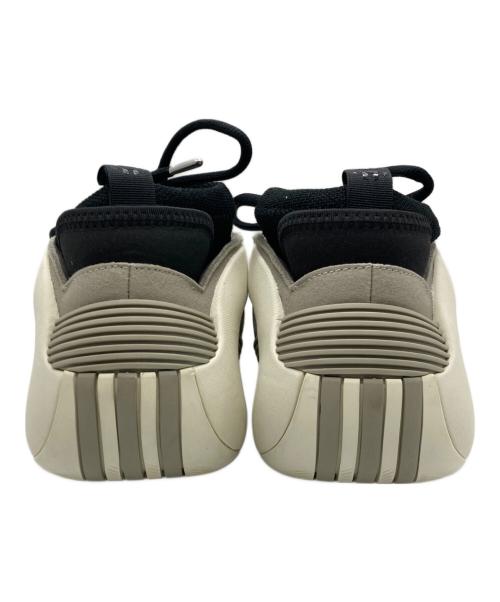 adidas（アディダス）adidas (アディダス) ハーデン ボリューム 8 ベージュ サイズ:26の古着・服飾アイテム