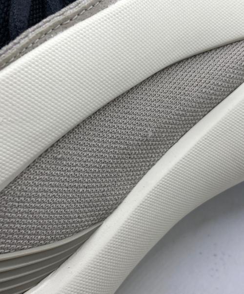 adidas（アディダス）adidas (アディダス) ハーデン ボリューム 8 ベージュ サイズ:26の古着・服飾アイテム