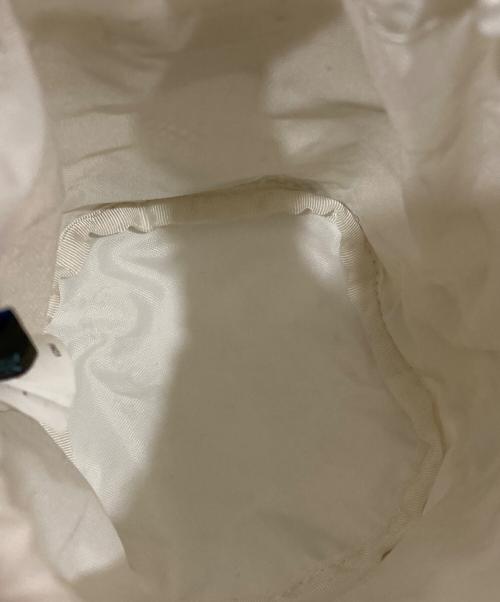 SUPREME（シュプリーム）Supreme (シュプリーム) SMALL CINCH POUCH ホワイトの古着・服飾アイテム