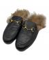GUCCI（グッチ）の古着「ホースビットファー付きローファー」｜ブラック
