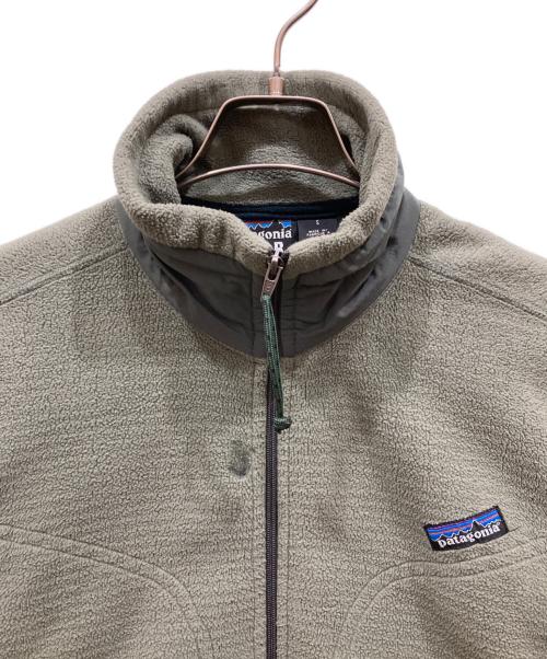 Patagonia（パタゴニア）Patagonia (パタゴニア) R3 RADIANT jacket カーキ サイズ:SIZE Sの古着・服飾アイテム