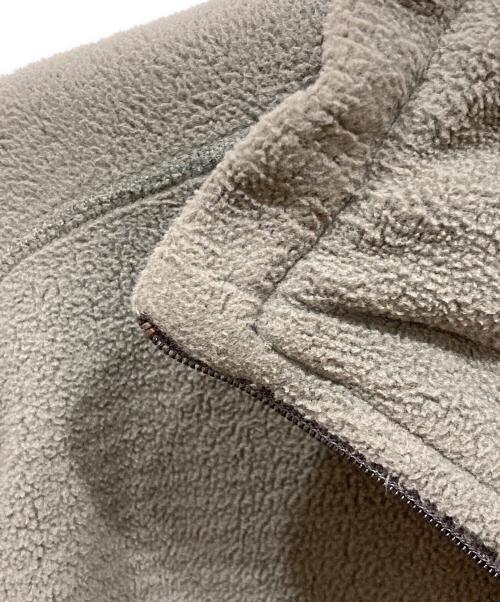 Patagonia（パタゴニア）Patagonia (パタゴニア) R3 RADIANT jacket カーキ サイズ:SIZE Sの古着・服飾アイテム