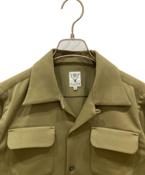 South2 West8（サウスツー ウエストエイト）south2 west8 (サウスツー ウエストエイト) 6POCKET CLASSIC SHIRT カーキ サイズ:XSの古着・服飾アイテム
