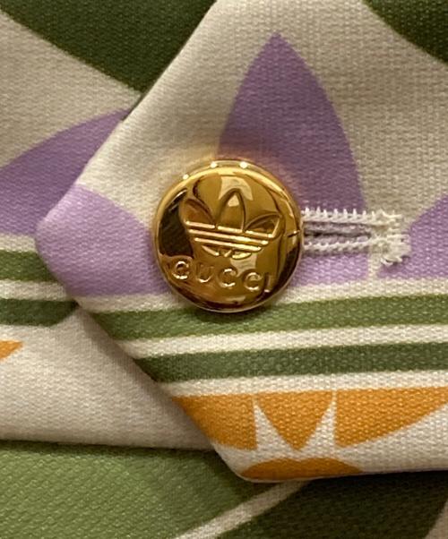 GUCCI（グッチ）GUCCI (グッチ) adidas (アディダス) トレフォイル プリント ショートパンツ アイボリー×グリーン サイズ:SIZE 44 未使用品の古着・服飾アイテム