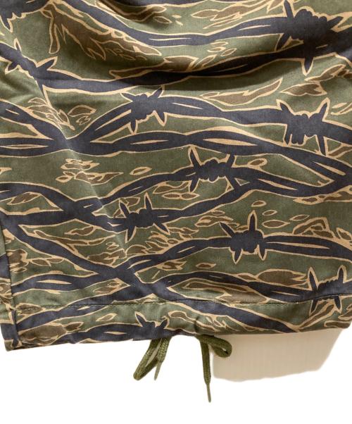 Hysteric Glamour（ヒステリックグラマー）Hysteric Glamour (ヒステリックグラマー) BARBED WIRE CAMO柄 6ポケット カーゴパンツ グリーン サイズ:SIZE Lの古着・服飾アイテム