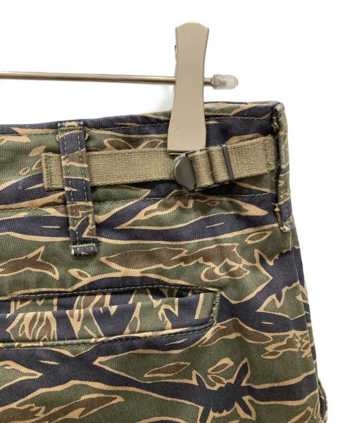 Hysteric Glamour（ヒステリックグラマー）Hysteric Glamour (ヒステリックグラマー) BARBED WIRE CAMO柄 6ポケット カーゴパンツ グリーン サイズ:SIZE Lの古着・服飾アイテム