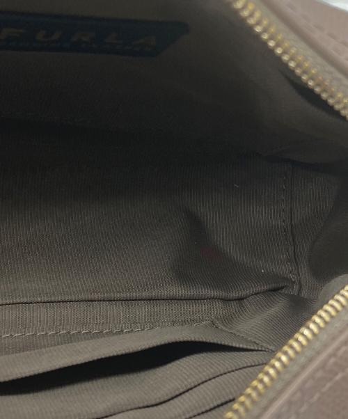 FURLA（フルラ）FURLA (フルラ) Lilliショルダーバッグ ベージュの古着・服飾アイテム