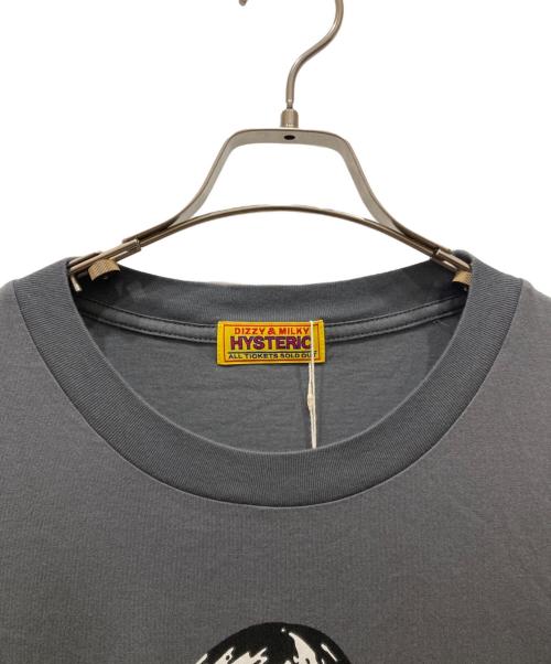 Hysteric Glamour（ヒステリックグラマー）Hysteric Glamour (ヒステリックグラマー) LIGHT MY FIRE オーバーサイズTシャツ グレー サイズ:SIZE Free 未使用品の古着・服飾アイテム