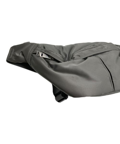 PORTER（ポーター）PORTER (ポーター) ボディーバッグ　タンカー カーキの古着・服飾アイテム