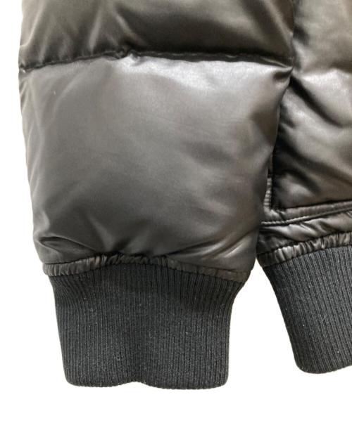 BURBERRY BLACK LABEL（バーバリーブラックレーベル）BURBERRY BLACK LABEL (バーバリーブラックレーベル) リバーシブルホワイトグースダウンジャケット ブラック サイズ:SIZE Mの古着・服飾アイテム