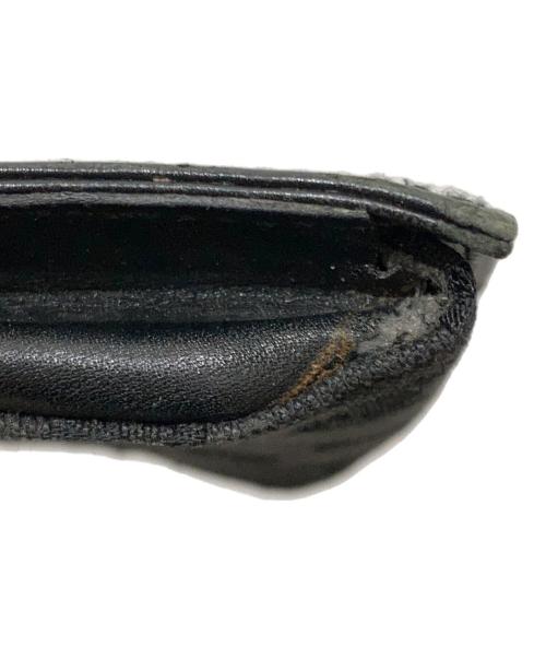 GUCCI（グッチ）GUCCI (グッチ) GGキャンバスフラップショルダーポーチ ブラックの古着・服飾アイテム