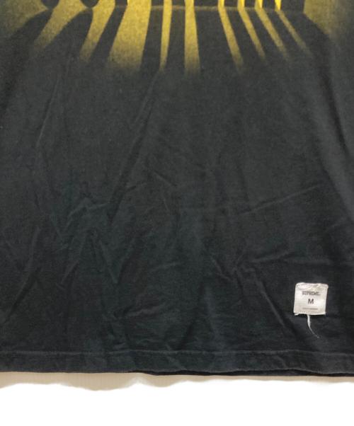 SUPREME（シュプリーム）Supreme (シュプリーム) Light S/S Top ブラック×イエロー サイズ:SIZE Mの古着・服飾アイテム