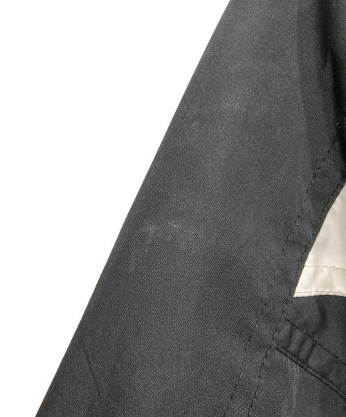 F.C.R.B.（エフシーレアルブリストル）F.C.R.B. (エフシーレアルブリストル) STAND COLLAR STRIPE JACKET ブラック サイズ:SIZE Lの古着・服飾アイテム