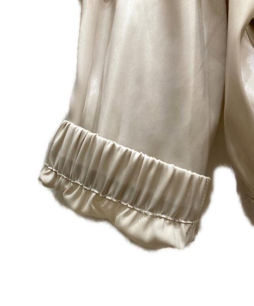 MOGA（モガ）MOGA (モガ) 戸野塚かおる (トノツカカオル) ネイルヴィンテージサテンショートブルゾン アイボリー サイズ:2の古着・服飾アイテム