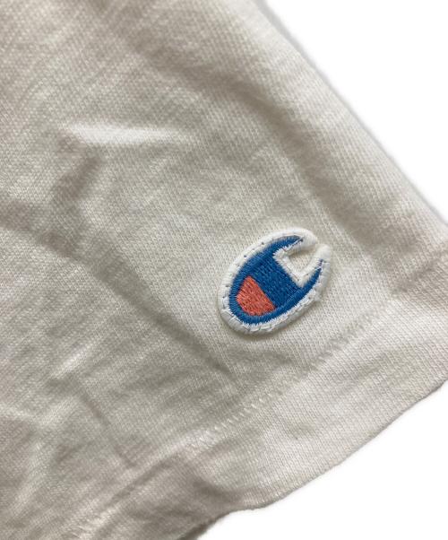 stussy（ステューシー）stussy (ステューシー) Champion (チャンピオン) プリントTシャツ ホワイト サイズ:SIZE Mの古着・服飾アイテム