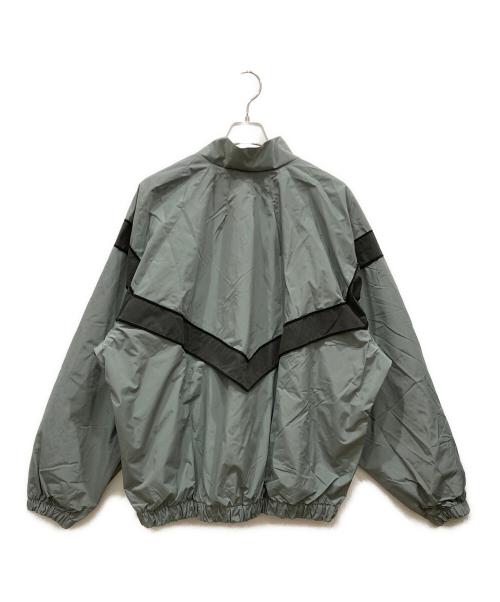 U.S.AIR FORCE（ユーエスエアフォース）U.S.AIR FORCE (ユーエスエアフォース) IPFUトレーニングジャケット グレー サイズ:SIZE XXLの古着・服飾アイテム