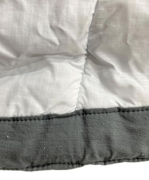 ARC'TERYX（アークテリクス）ARC'TERYX (アークテリクス) BEAMS (ビームス) アトム AR フーディ　ATOM AR HOODIE グレー サイズ:SIZE Sの古着・服飾アイテム