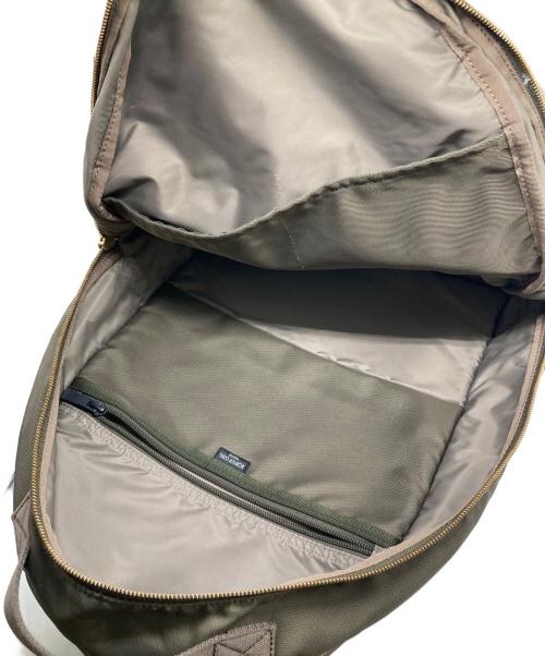PORTER（ポーター）PORTER (ポーター) シア デイパック カーキの古着・服飾アイテム