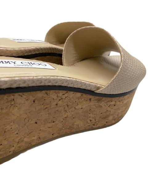 JIMMY CHOO（ジミーチュウ）JIMMY CHOO (ジミーチュウ) ウェッジソールサンダル ベージュ サイズ:SIZE 39の古着・服飾アイテム