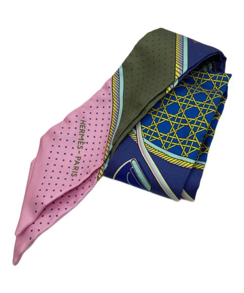 HERMES（エルメス）HERMES (エルメス) シルクスカーフ　ツイリー ブルー×ピンクの古着・服飾アイテム