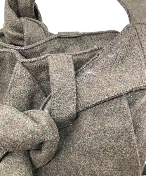 Vivienne Westwood（ヴィヴィアンウエストウッド）Vivienne Westwood (ヴィヴィアンウエストウッド) ウールショルダーバッグ カーキの古着・服飾アイテム