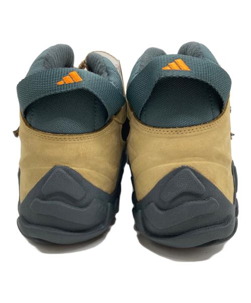 adidas（アディダス）adidas (アディダス) ミッドカットスニーカー　RADLANDER EQUIPMENT ATMOS ブラウン×グリーン サイズ:SIZE 26.5cmの古着・服飾アイテム