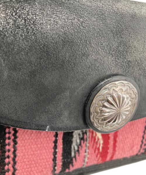 LUCK JOHN（ラッキージョン）LUCK JOHN (ラッキージョン) ラグシュリンクレザーバッグ ブラック×ピンクの古着・服飾アイテム