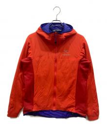 ARC'TERYX（アークテリクス）の古着「ATOM LT HOODY」｜レッド
