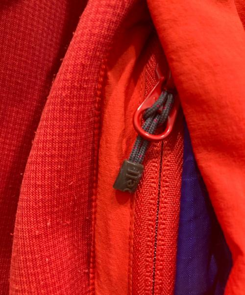 ARC'TERYX（アークテリクス）ARC'TERYX (アークテリクス) ATOM LT HOODY レッド サイズ:SIZE Sの古着・服飾アイテム